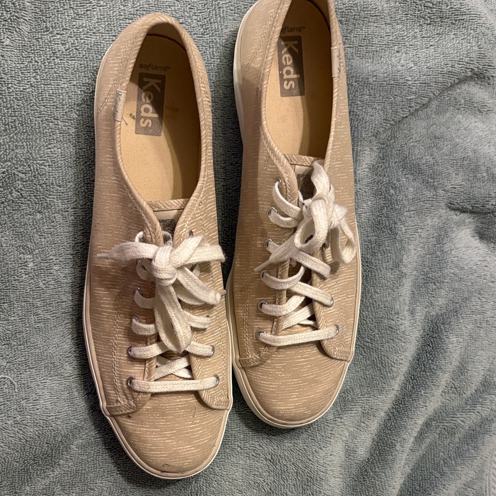 Keds Women's Beige Lace-Up Sneakers size 10